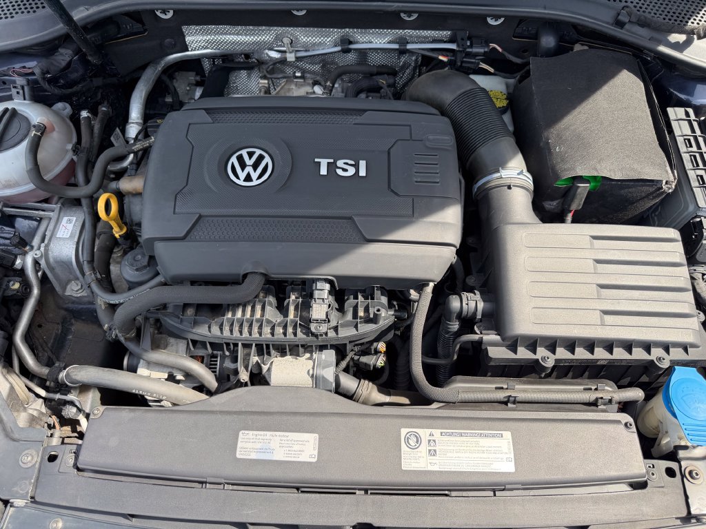 Used 2017 Volkswagen Golf Alltrack SE AWD/4WD image 29
