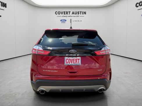Used 2023 Ford Edge Titanium AWD/4WD image 4