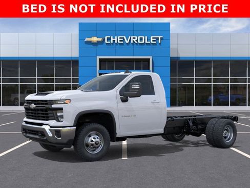 New 2025 Chevrolet Silverado 3500 W/T w/ WT Convenience Package image 2