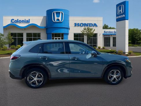 Used 2025 Honda HR-V EX-L image 8