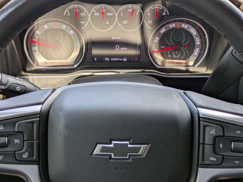 Used 2022 Chevrolet Silverado 1500 RST w/ Safety Package AWD/4WD image 26