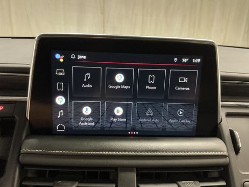 Used 2022 GMC Yukon XL SLT w/ SLT Premium Package AWD/4WD image 16