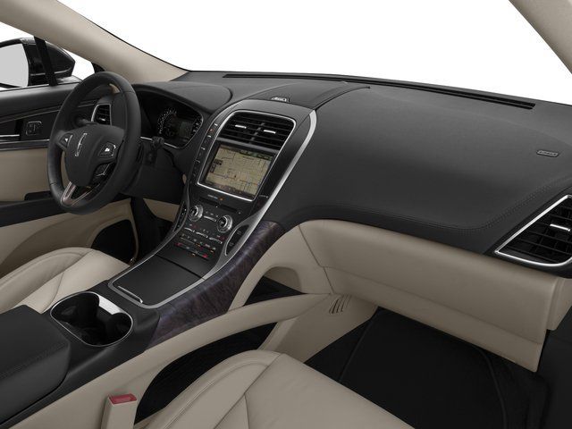 Used 2016 Lincoln MKX Reserve w/ Cargo Accessories Package FWD image 15