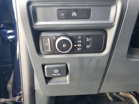 Used 2025 Ford F150 XL w/ Equipment Group 103A High image 21