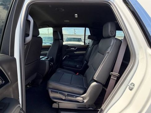 New 2026 GMC Yukon Denali AWD/4WD image 13