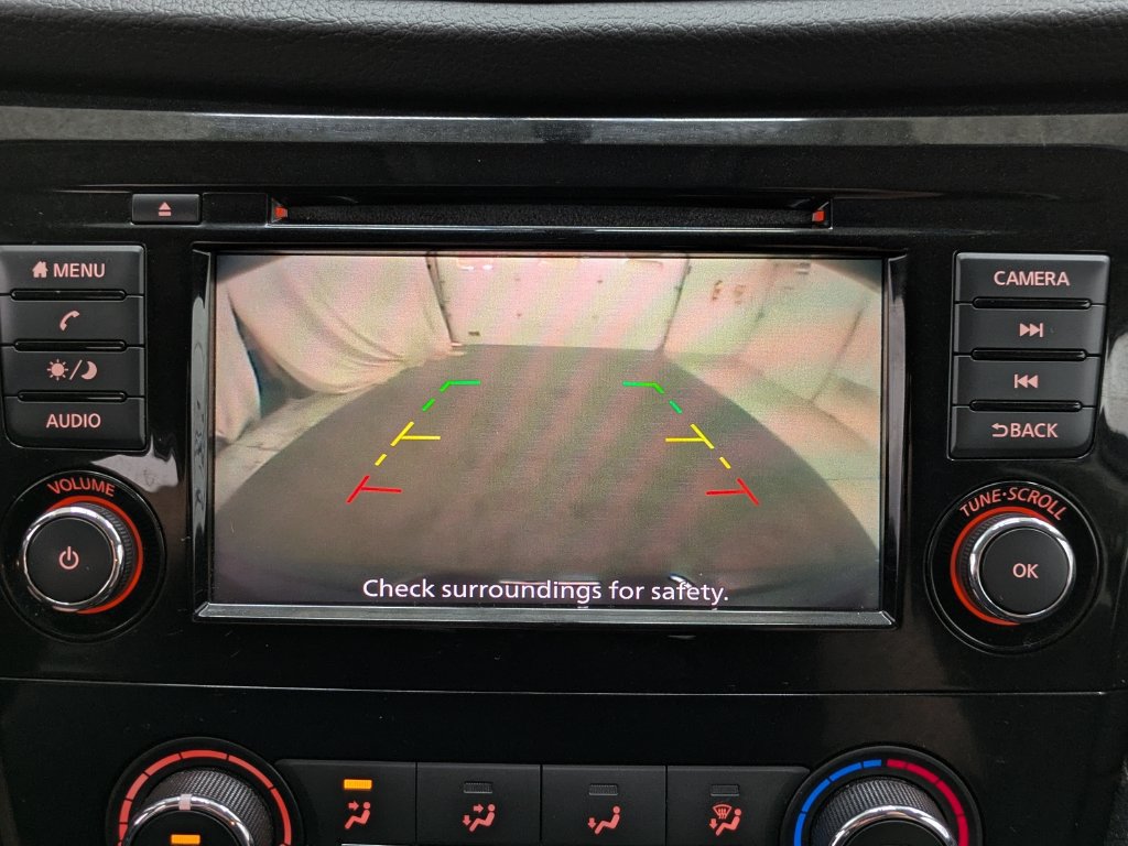 Used 2018 Nissan Rogue SV AWD/4WD image 12