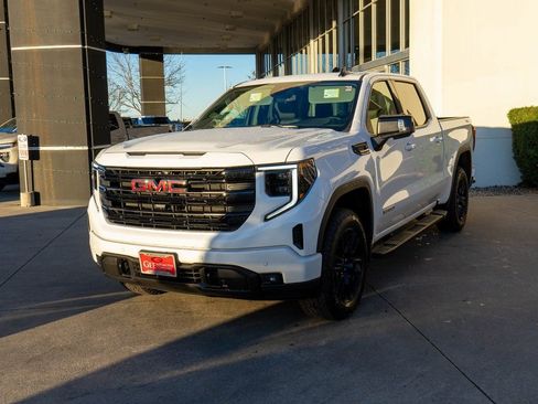 New 2026 GMC Sierra 1500 Elevation w/ Elevation Premium Package image 3