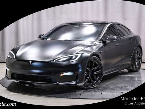 Used 2023 Tesla Model S Standard Range image 1