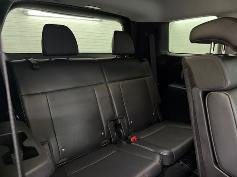 Used 2024 Hyundai Santa Fe SEL FWD image 30
