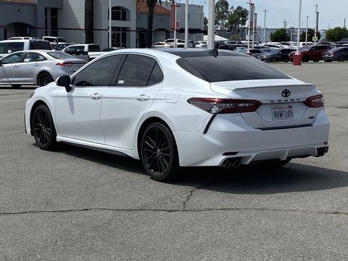 Used 2021 Toyota Camry XSE image 4