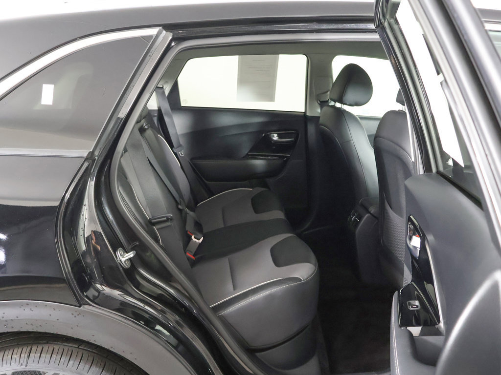 Used 2022 Kia Niro EX w/ Cold Weather Package FWD image 33