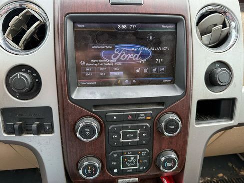 Used 2013 Ford F150 King Ranch w/ King Ranch Luxury Pkg image 11