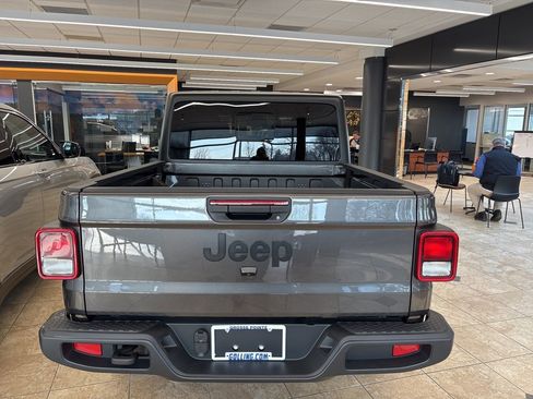 New 2026 Jeep Gladiator Sport image 4