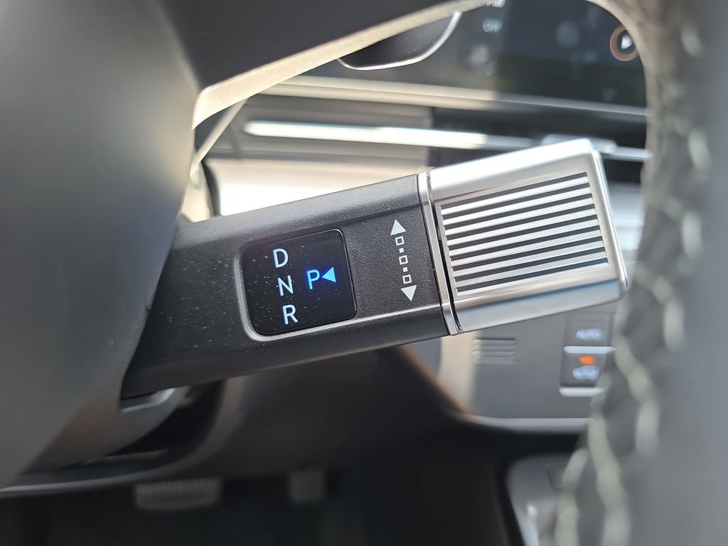 New 2026 Hyundai Kona SEL Premium FWD image 22