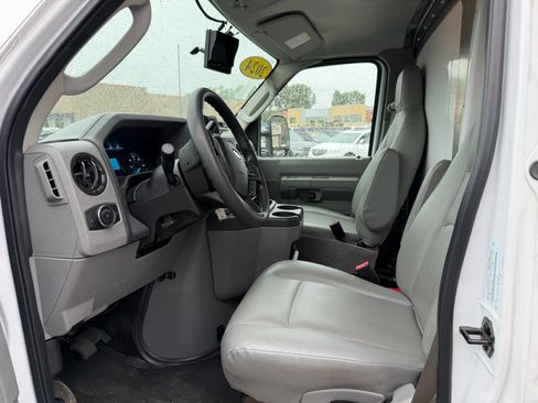 Used 2024 Ford E-350 and Econoline 350 Super Duty w/ Power Windows & Locks Group RWD image 11