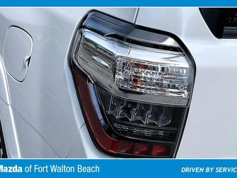 Used 2024 Toyota 4Runner Limited AWD/4WD image 20