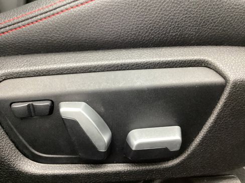 Used 2016 BMW 328i Sedan w/ Driver Assistance Package image 41