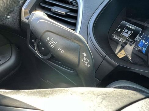 Used 2024 Ford Edge SEL image 29