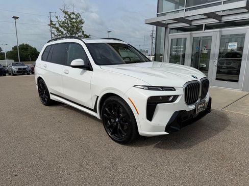 Used 2026 BMW X7 xDrive40i w/ Dynamic Handling Package AWD/4WD image 1