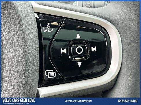 Used 2026 Volvo XC60 B5 Core w/ Protection Package Premier image 21