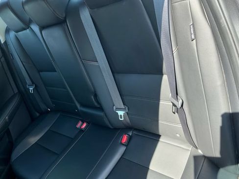 Used 2023 Nissan Sentra SR w/ SR Premium Package FWD image 14