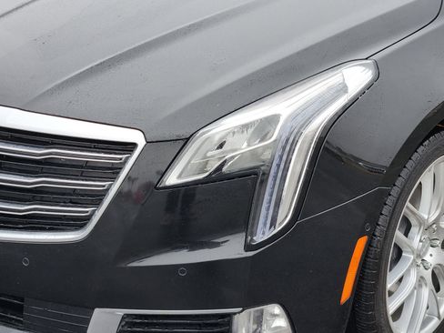 Used 2018 Cadillac XTS Premium Luxury image 11