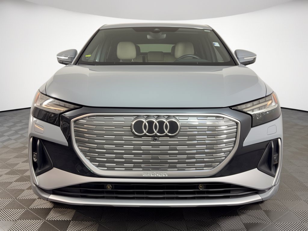 Used 2023 Audi Q4 e-tron Prestige AWD/4WD image 6