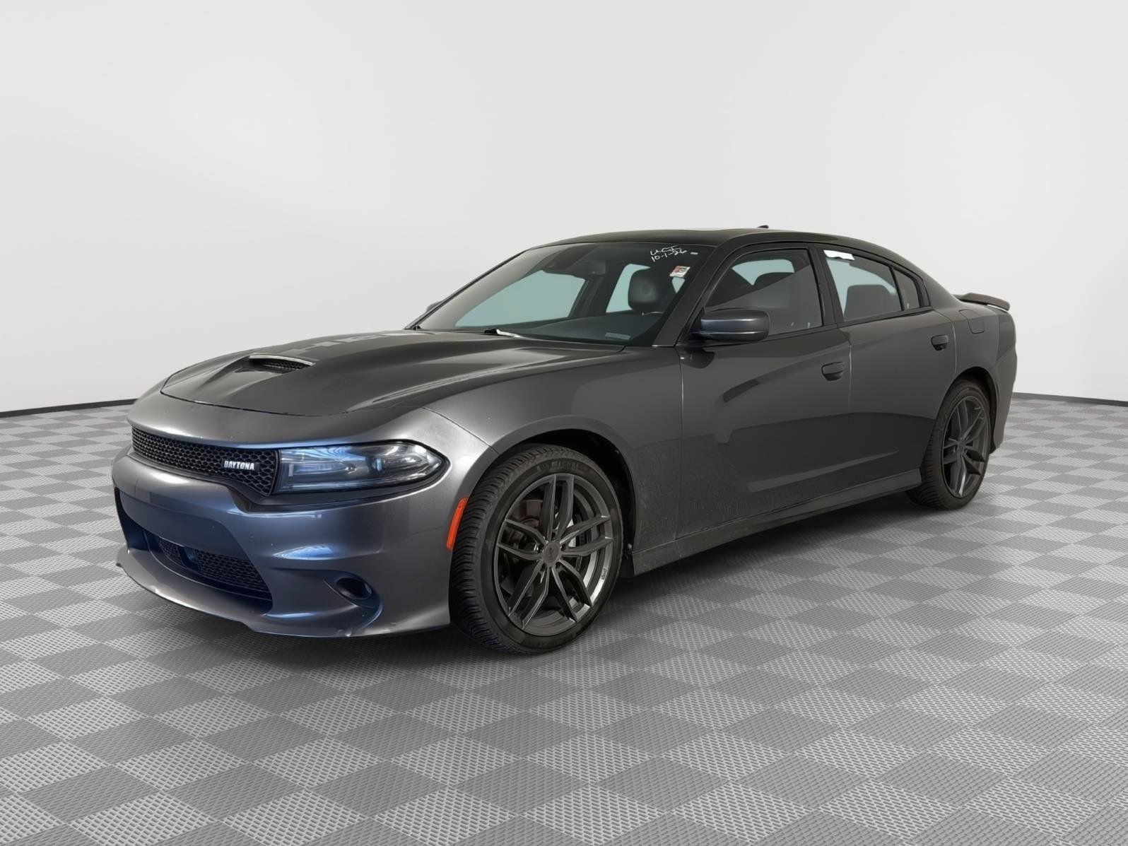 Used 2018 Dodge Charger R/T RWD image 3