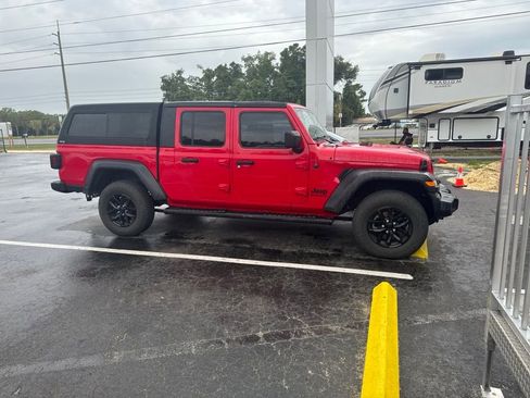 Used 2020 Jeep Gladiator Sport w/ Quick Order Package 24S AWD/4WD image 4