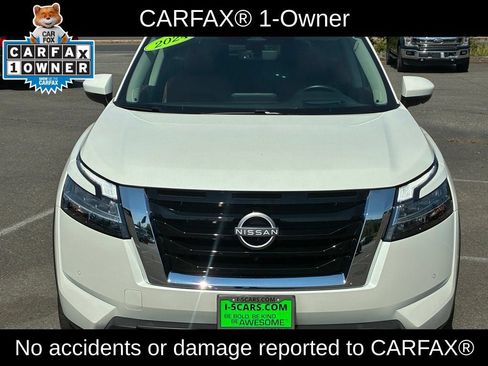 Used 2024 Nissan Pathfinder Platinum AWD/4WD image 5