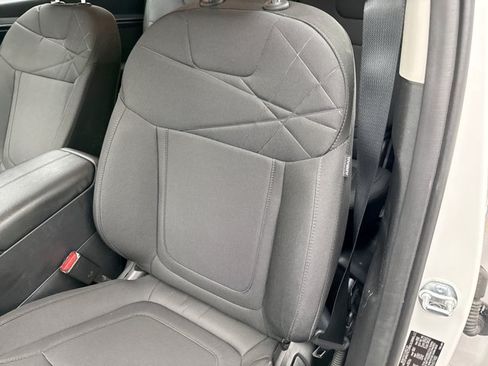 Used 2024 Hyundai Tucson SE AWD/4WD image 9