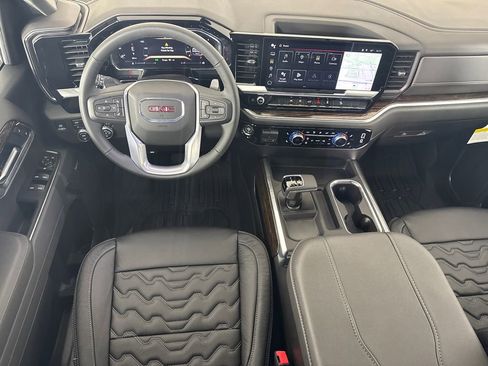 New 2026 GMC Sierra 1500 Elevation image 22