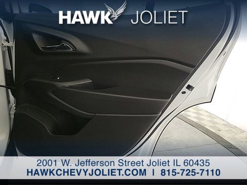 Used 2025 Chevrolet Trax LT w/ Driver Confidence Package FWD image 21