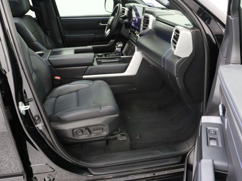 Used 2023 Toyota Tundra Platinum w/ Advanced Package AWD/4WD image 42
