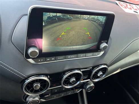 Used 2022 Nissan Sentra SV w/ Trunk Package image 15