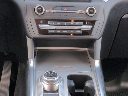 Certified 2020 Ford Explorer XLT w/ Equipment Group 202A RWD image 19