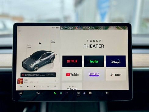 Used 2023 Tesla Model Y Long Range image 25