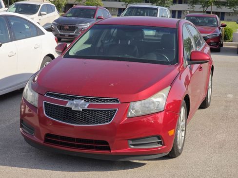 Used 2014 Chevrolet Cruze Diesel FWD image 4