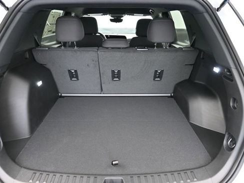 New 2026 Chevrolet Equinox LT w/ Safety and Technology Package FWD image 31