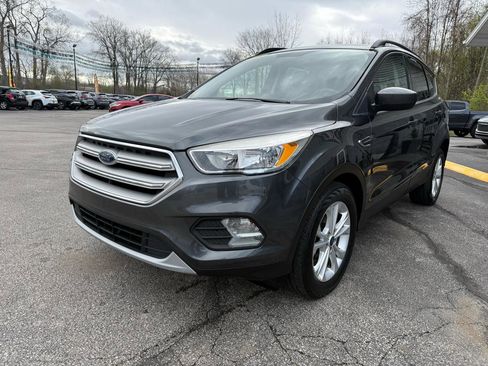 Used 2018 Ford Escape SE w/ SE Sync 3 Package FWD image 7