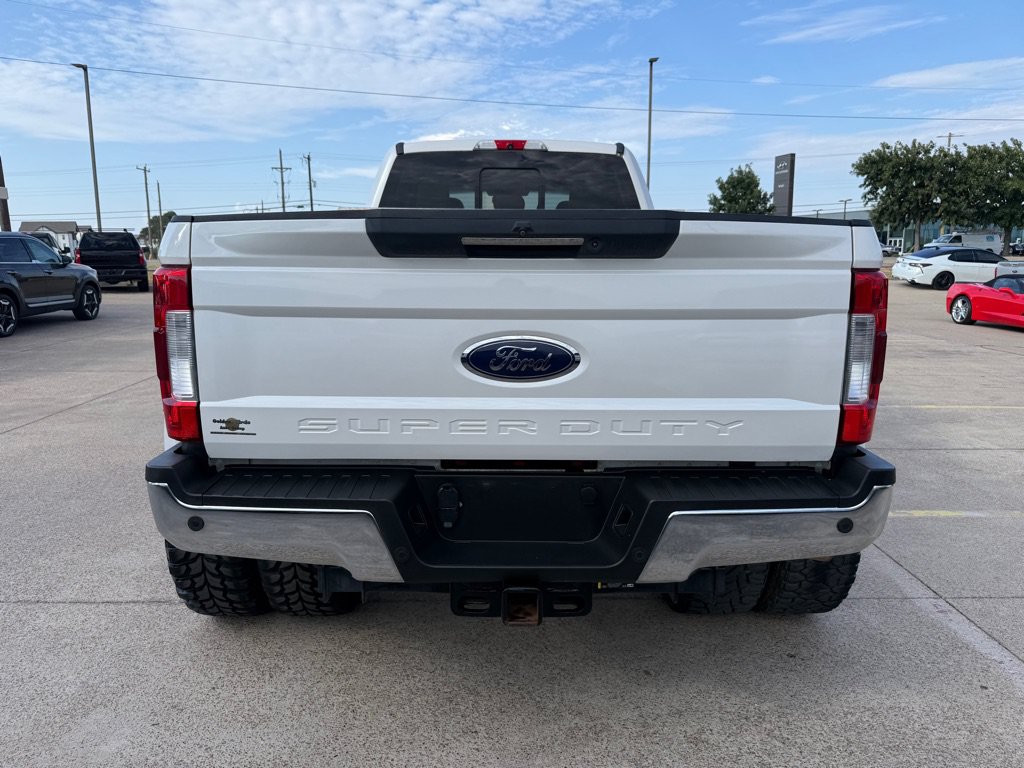 Used 2019 Ford F350 Lariat w/ Lariat Ultimate Package AWD/4WD image 6