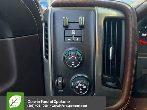 Used 2015 Chevrolet Silverado 3500 High Country w/ Duramax Plus Package image 28