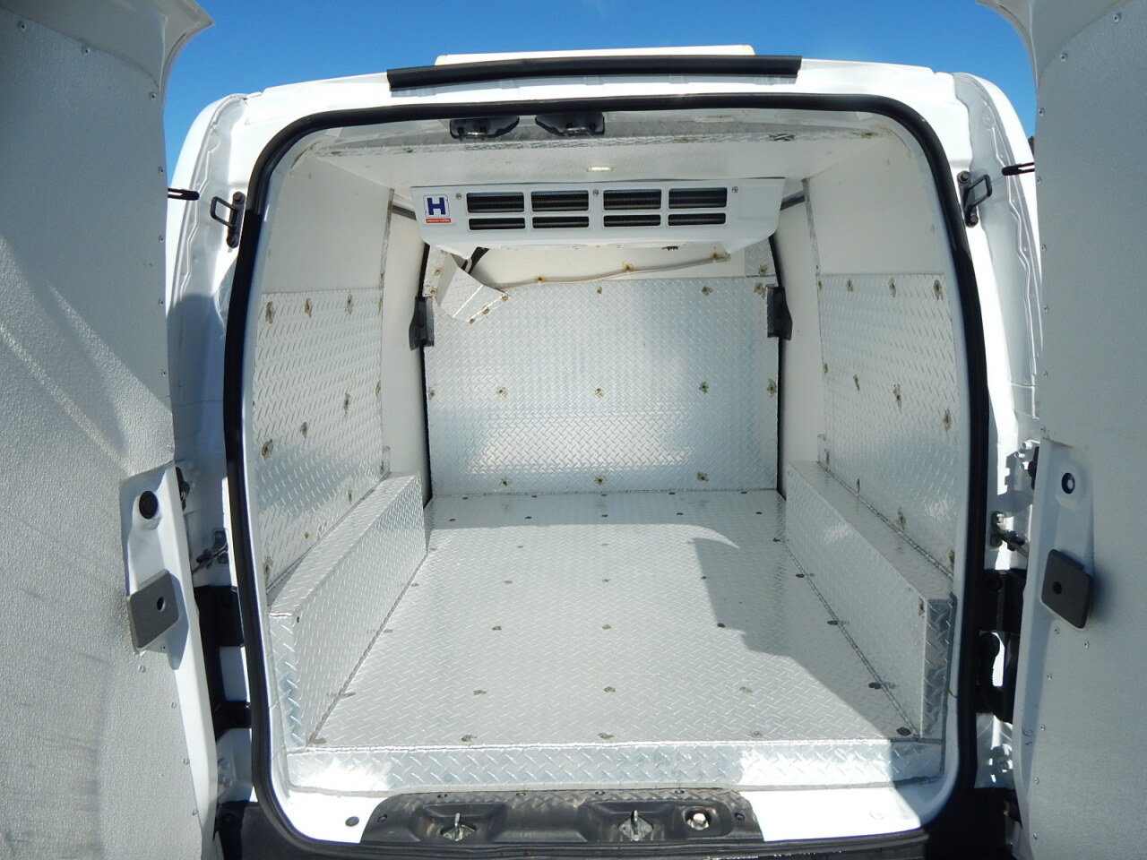 Used 2021 Nissan NV200 S FWD image 12