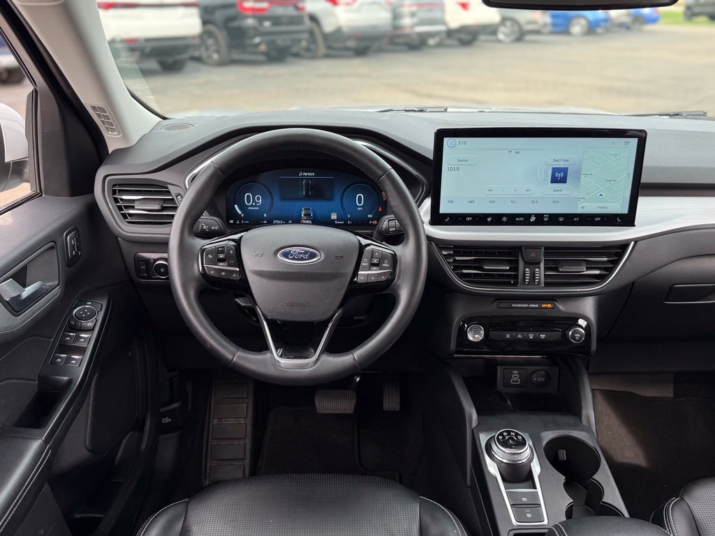 Certified 2025 Ford Escape Platinum AWD/4WD image 50