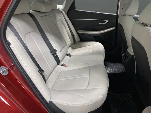 New 2025 Hyundai Sonata Limited image 33