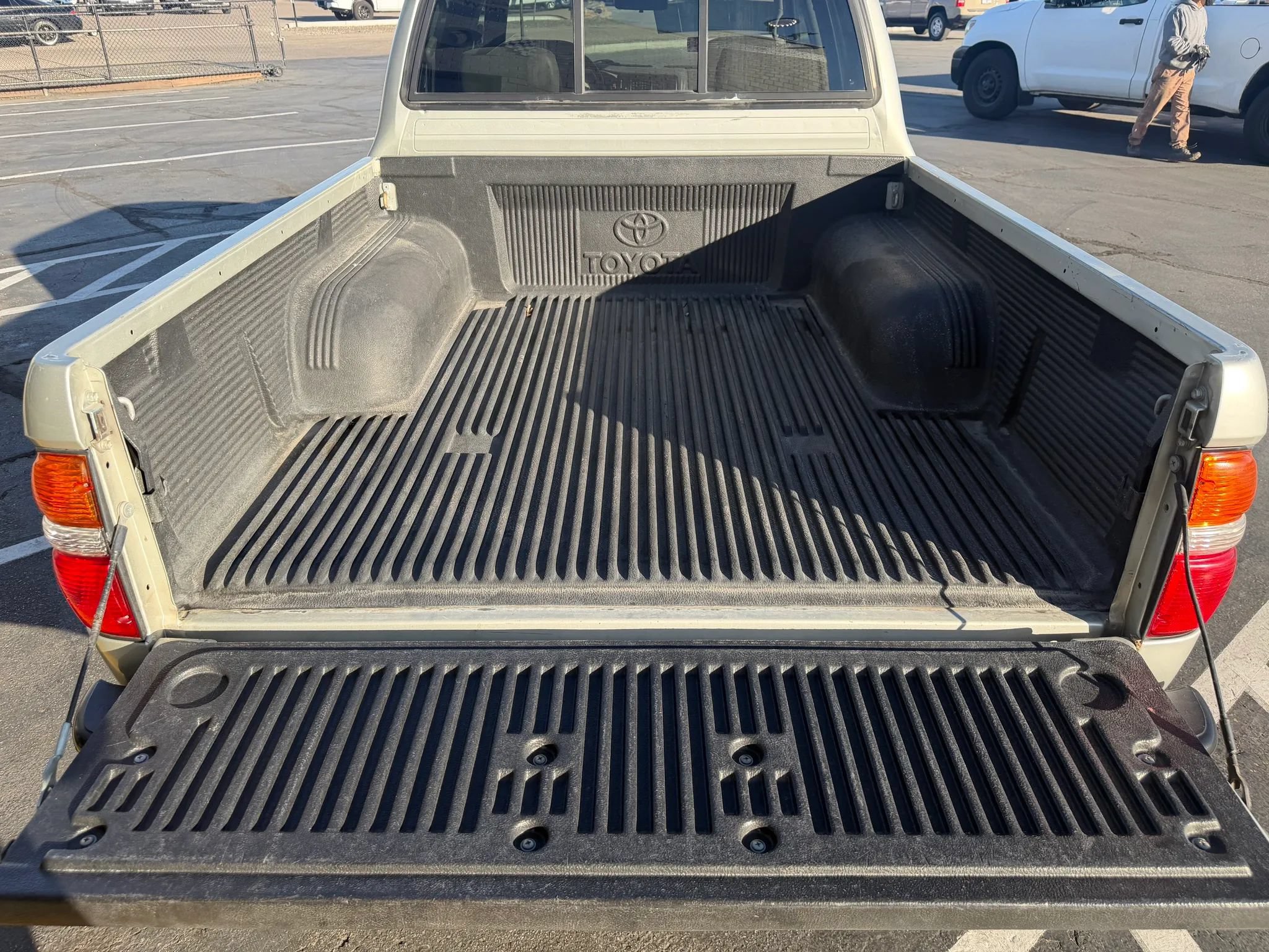 Used 2001 Toyota Tacoma PreRunner RWD image 29