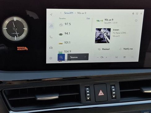 Used 2024 Lexus ES 350 w/ Premium Package FWD image 18