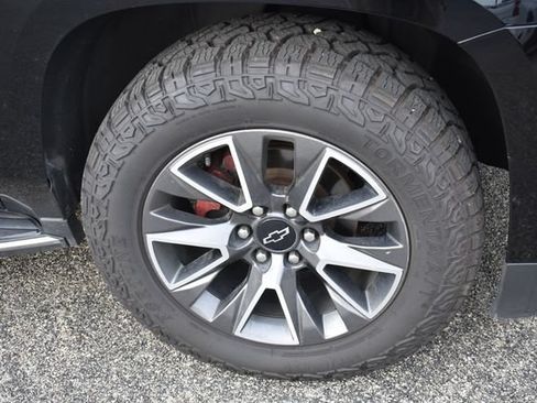 Used 2017 Chevrolet Tahoe Premier AWD/4WD image 11