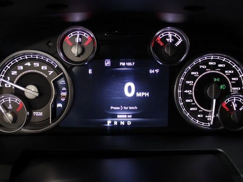 Used 2016 RAM 2500 Limited image 32