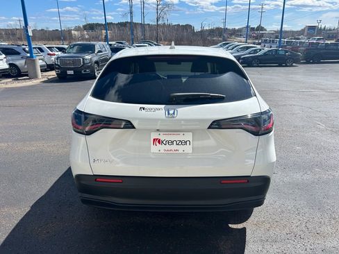 New 2026 Honda HR-V LX image 6